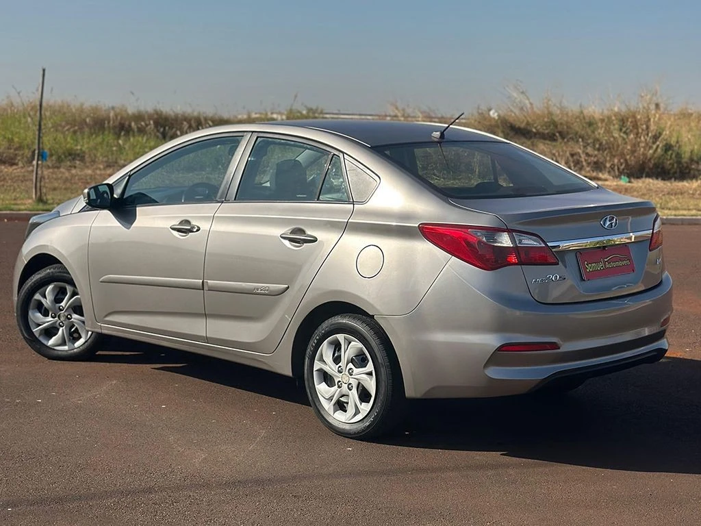 HYUNDAI HB20S