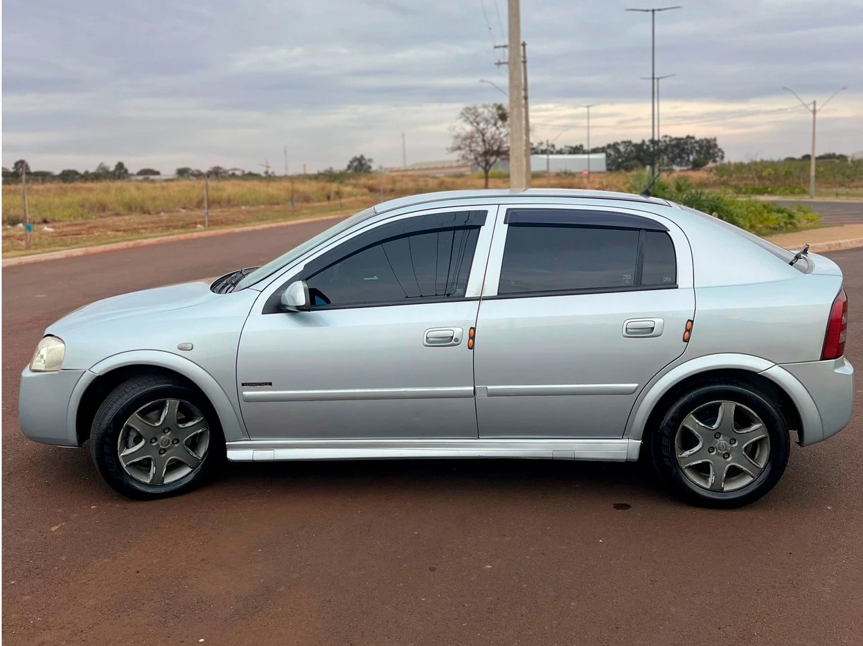 CHEVROLET ASTRA