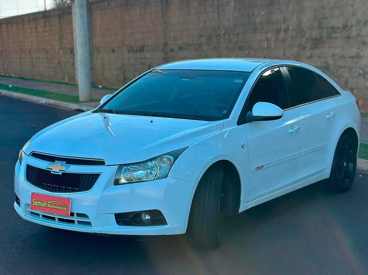 CHEVROLET CRUZE