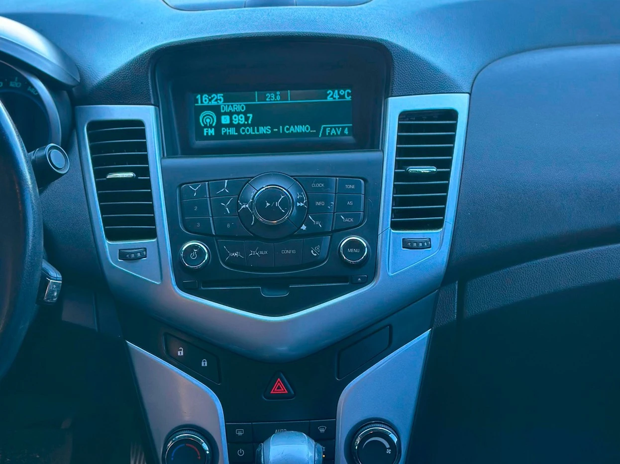 CHEVROLET CRUZE
