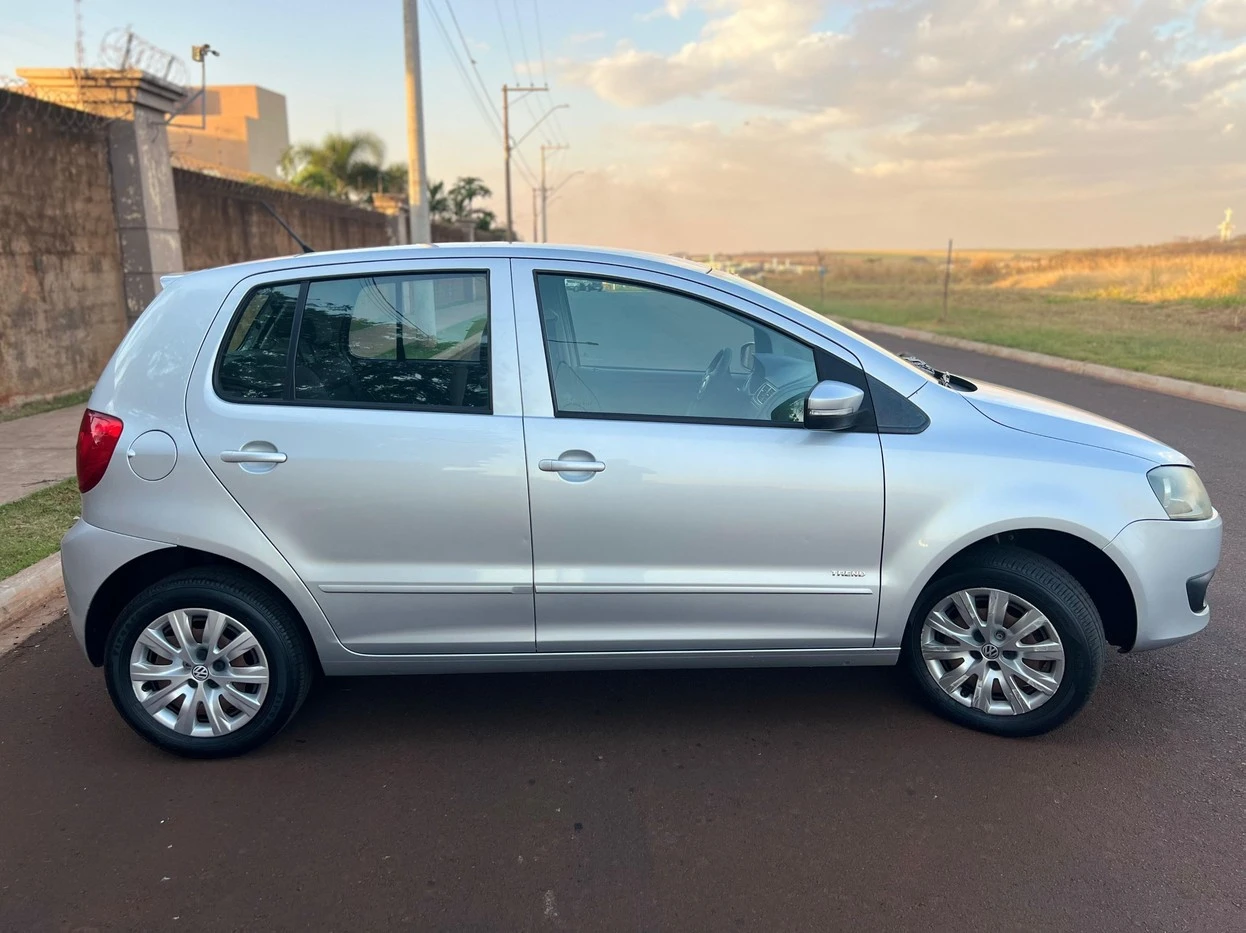 VOLKSWAGEN FOX