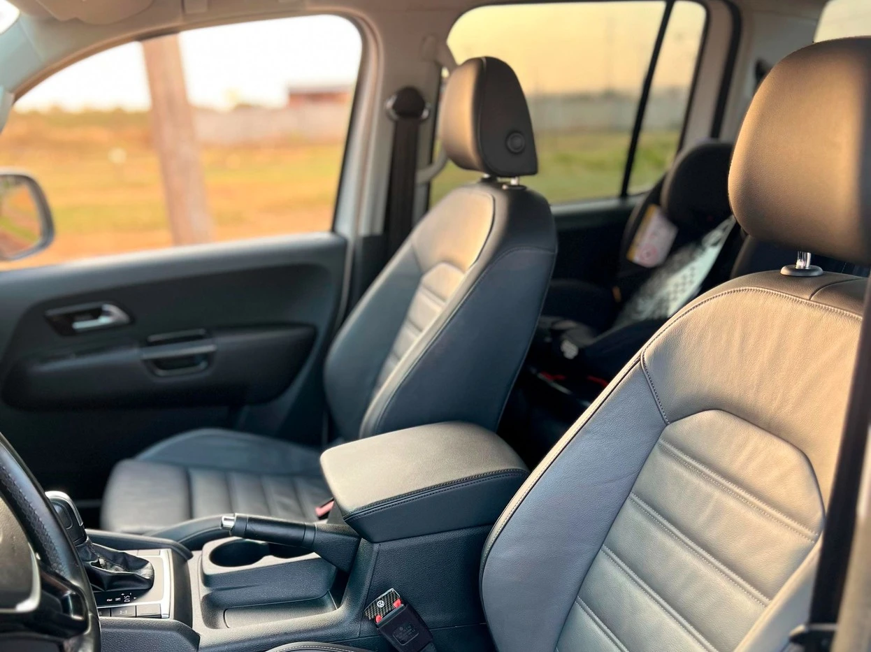VOLKSWAGEN AMAROK