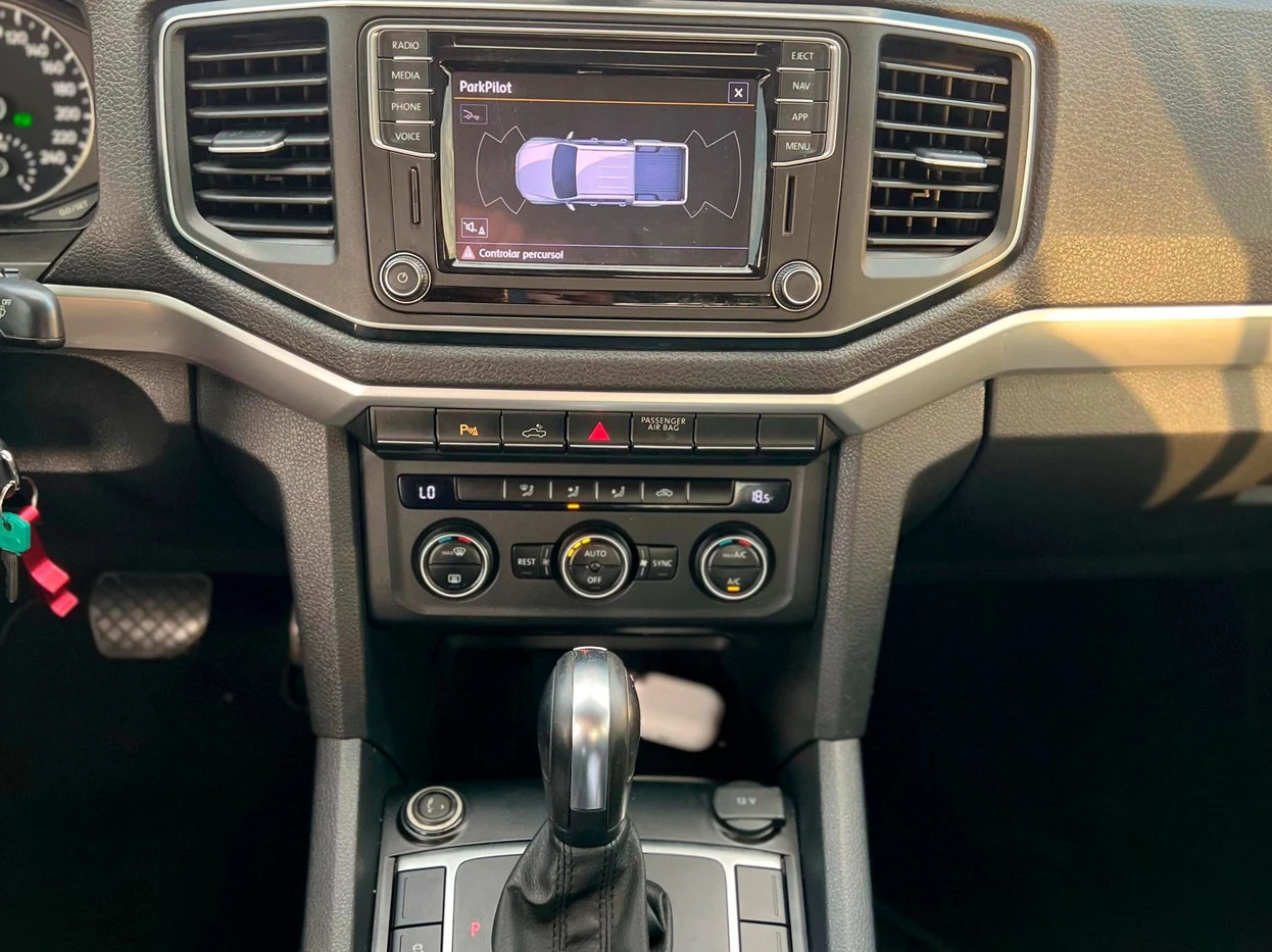 VOLKSWAGEN AMAROK