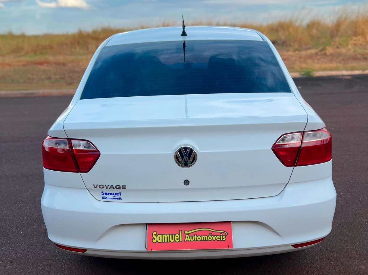 VOLKSWAGEN VOYAGE