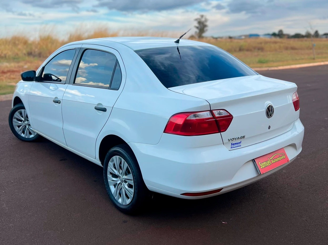 VOLKSWAGEN VOYAGE