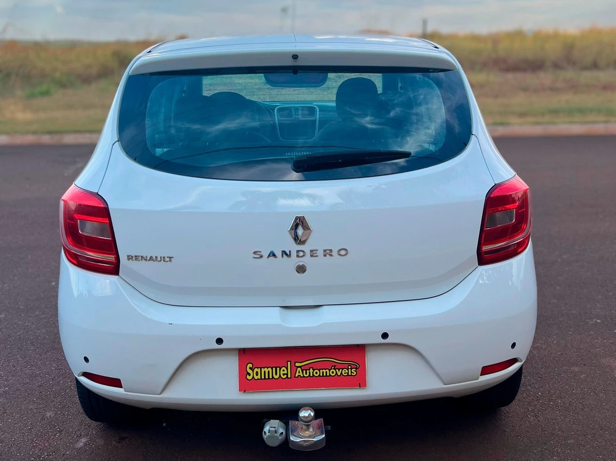 RENAULT SANDERO