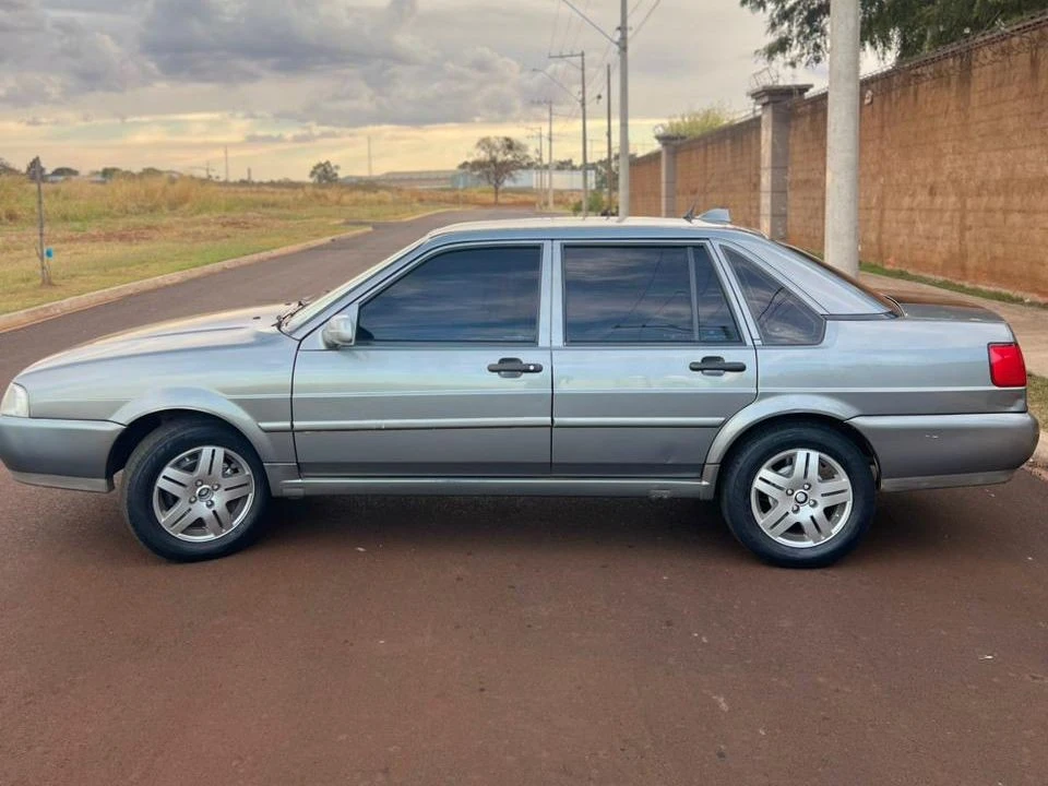 VOLKSWAGEN SANTANA