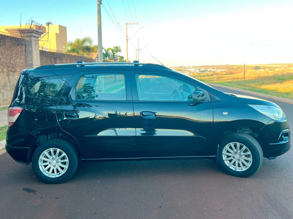 CHEVROLET SPIN