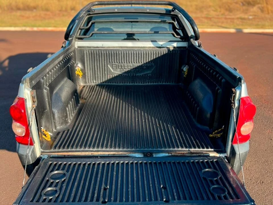 CHEVROLET MONTANA