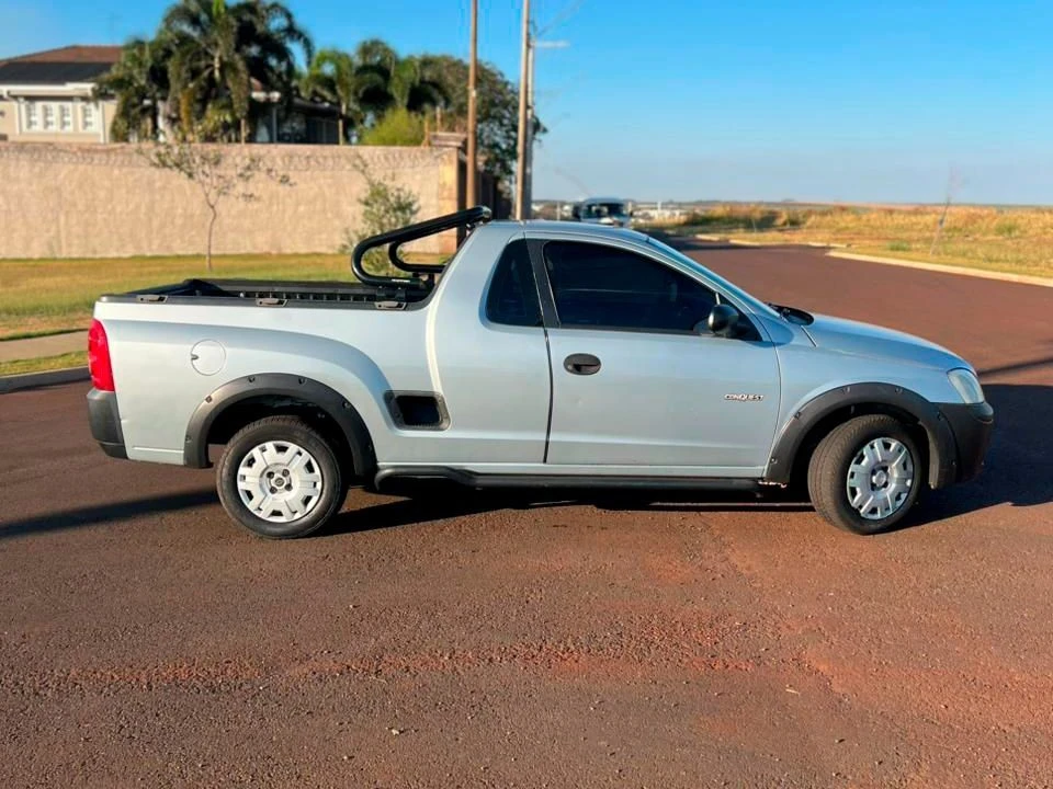CHEVROLET MONTANA