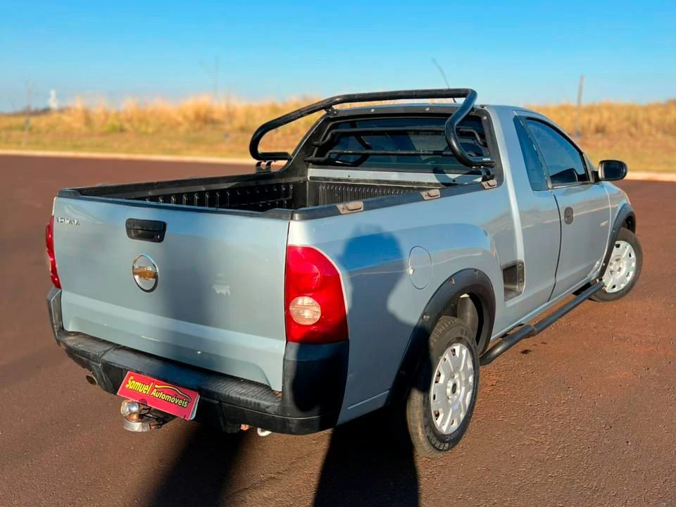 CHEVROLET MONTANA