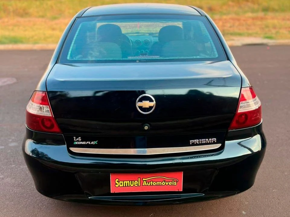 CHEVROLET PRISMA