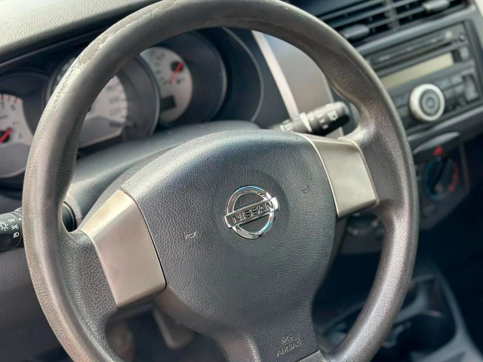 NISSAN LIVINA
