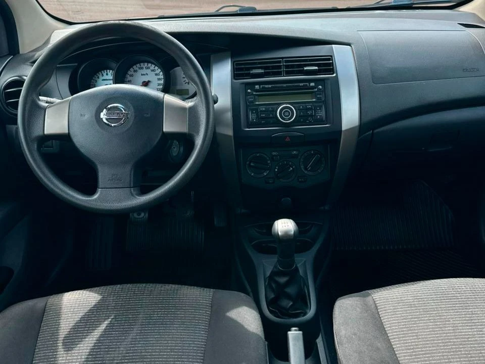NISSAN LIVINA