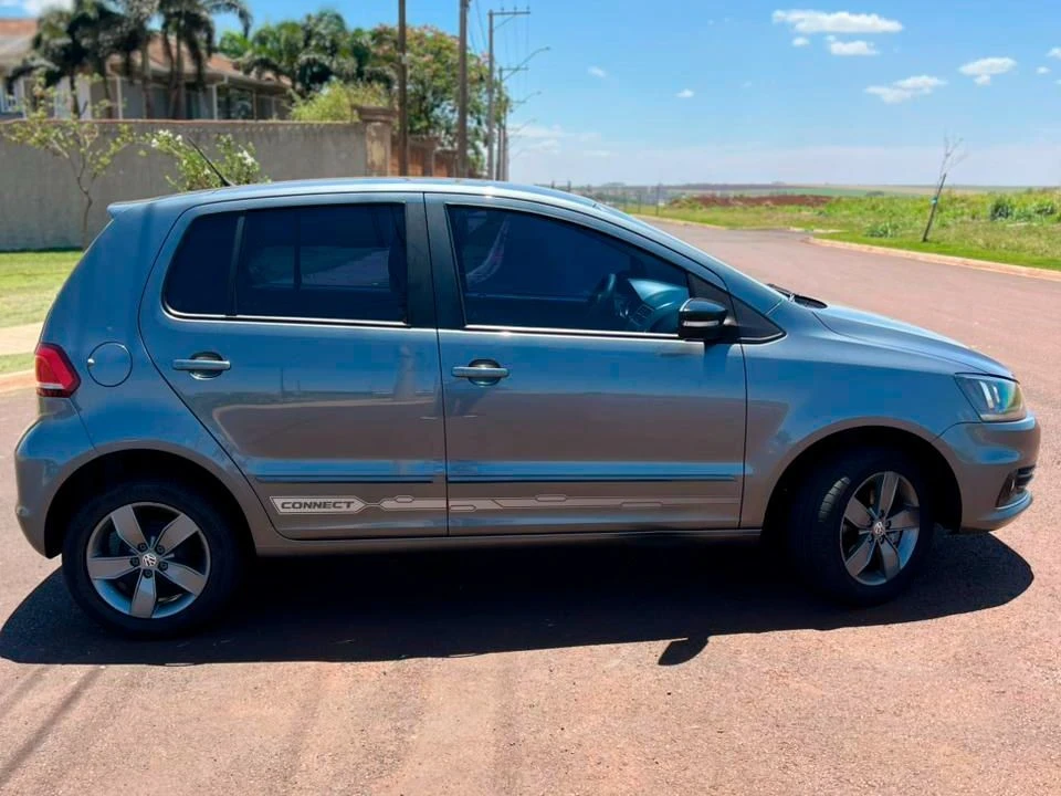 VOLKSWAGEN FOX