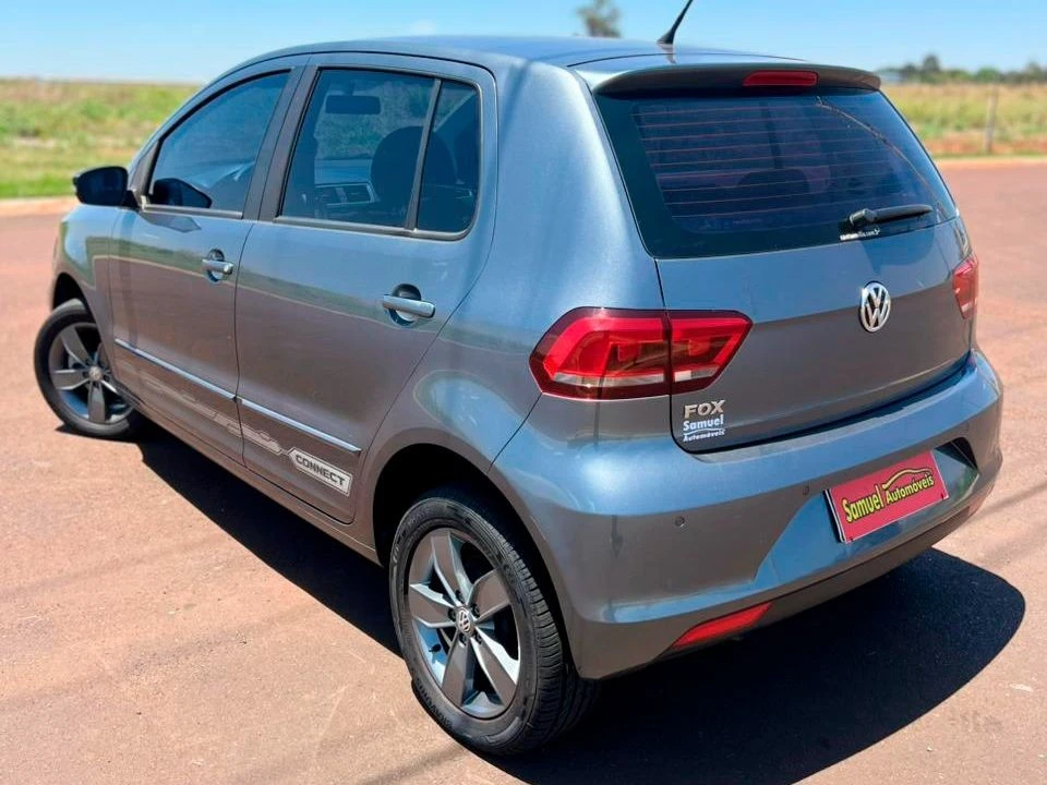 VOLKSWAGEN FOX