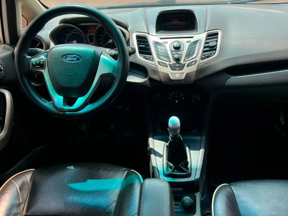 FORD FIESTA