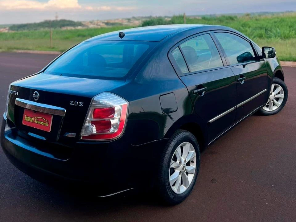 NISSAN SENTRA