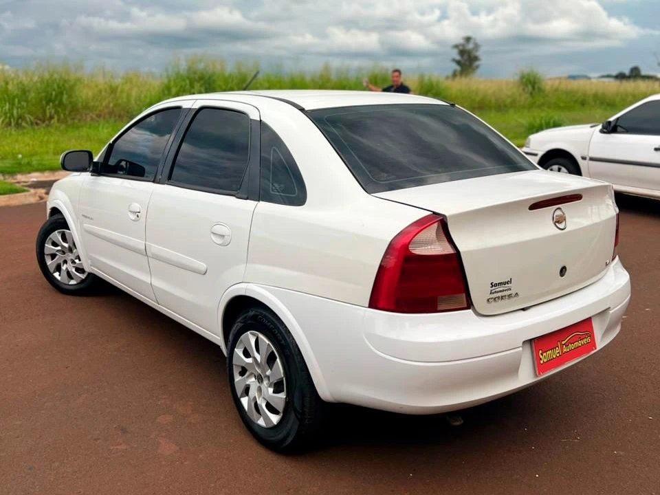 CHEVROLET CORSA
