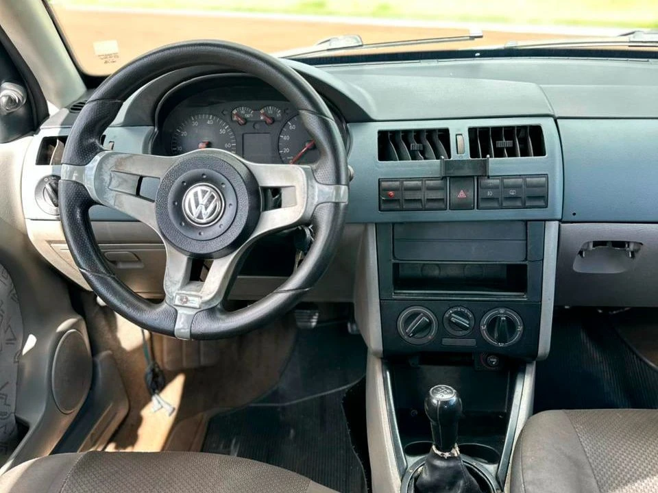 VOLKSWAGEN GOL