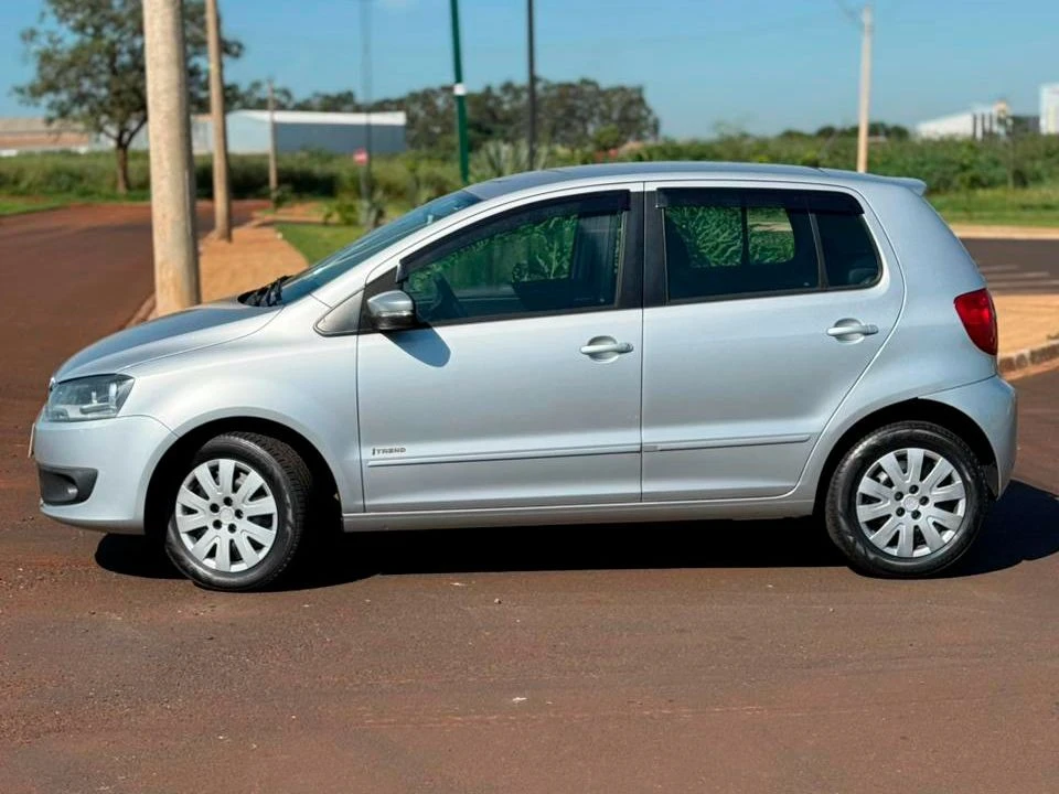 VOLKSWAGEN FOX