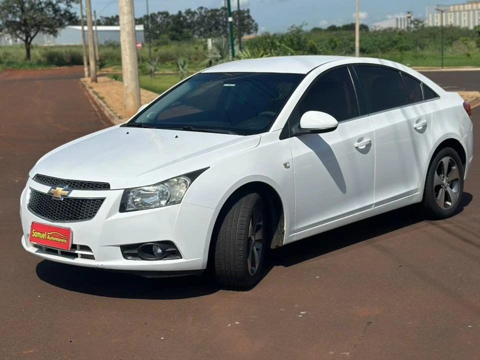 CHEVROLET CRUZE