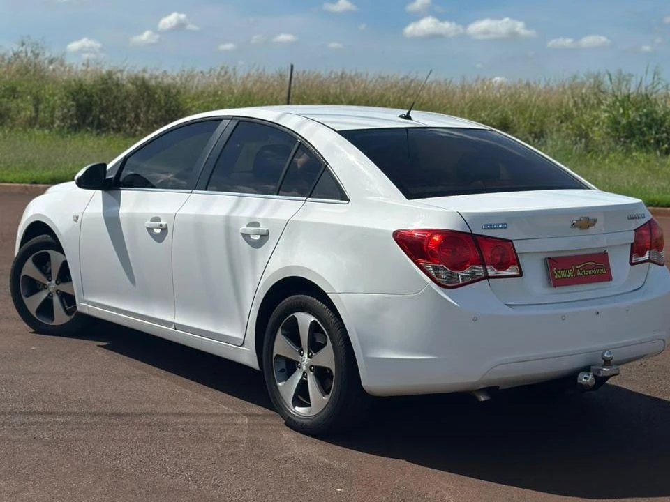 CHEVROLET CRUZE
