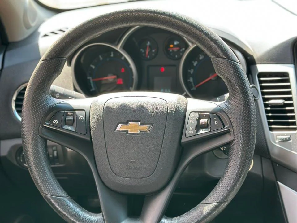 CHEVROLET CRUZE