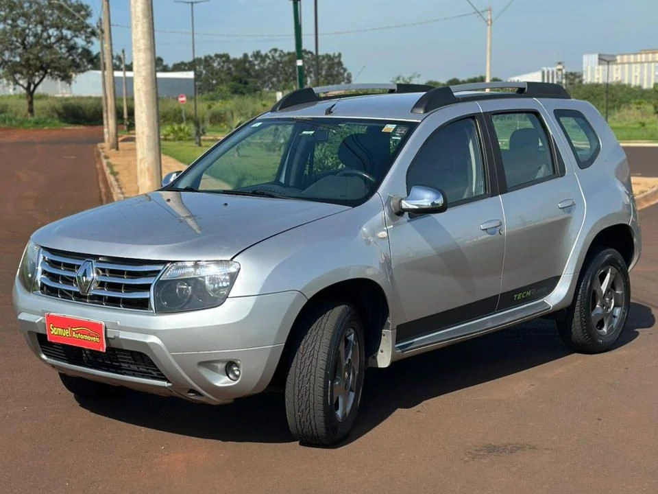 RENAULT DUSTER