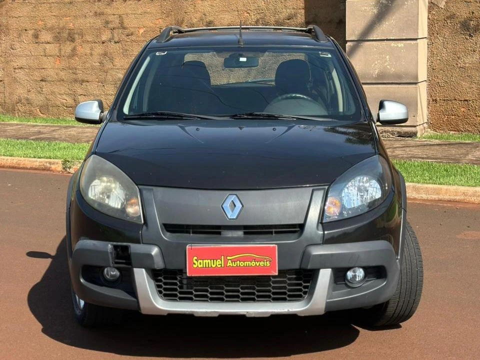 RENAULT SANDERO