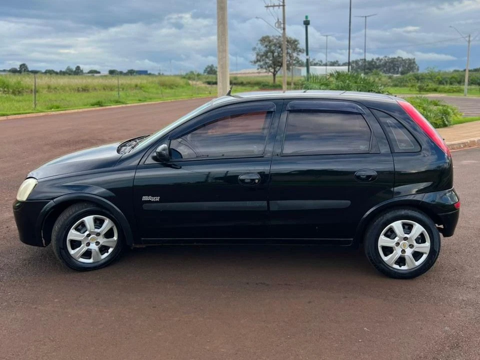 CHEVROLET CORSA