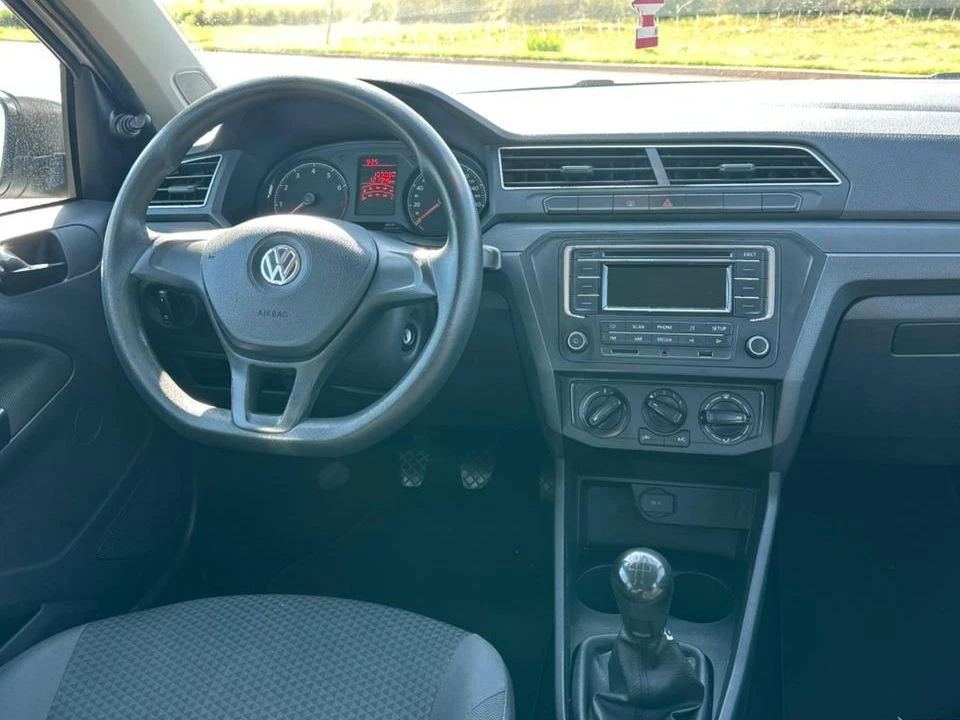 VOLKSWAGEN VOYAGE