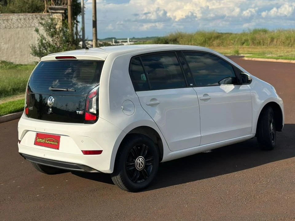 VOLKSWAGEN UP