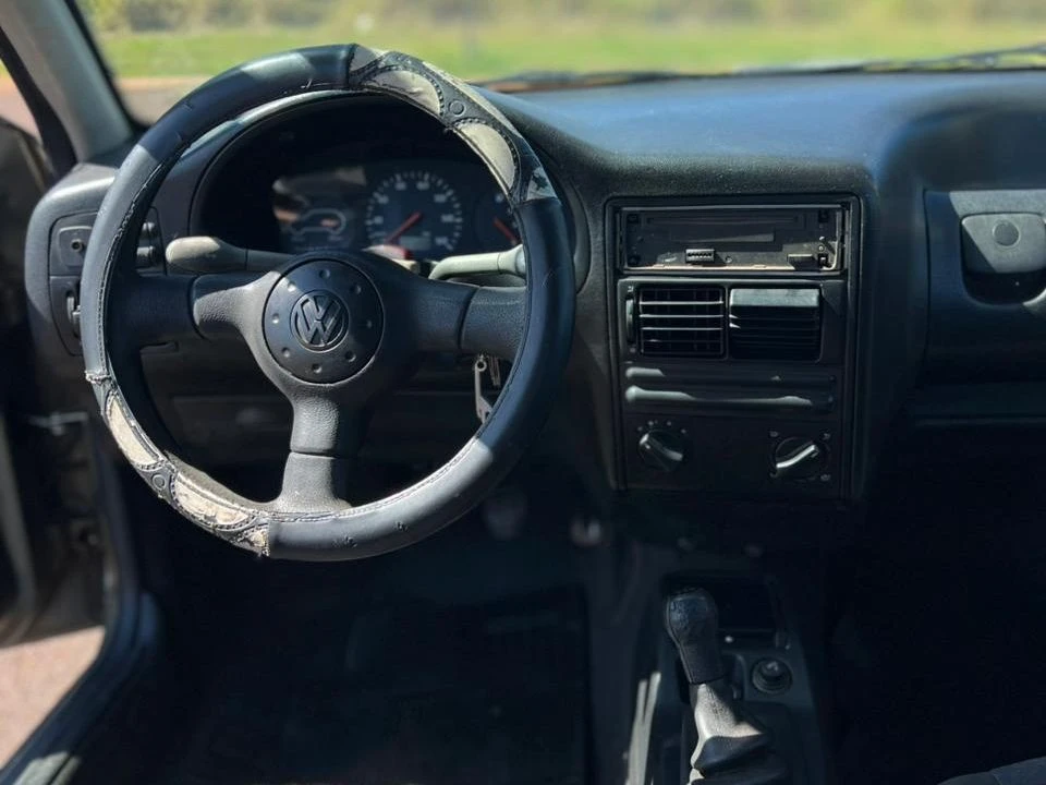 VOLKSWAGEN GOL