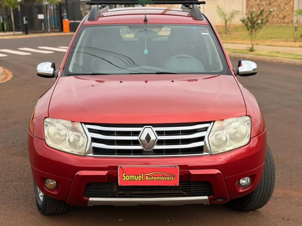 RENAULT DUSTER
