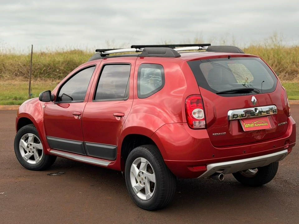RENAULT DUSTER