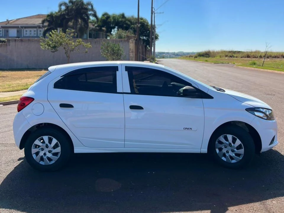 CHEVROLET ONIX