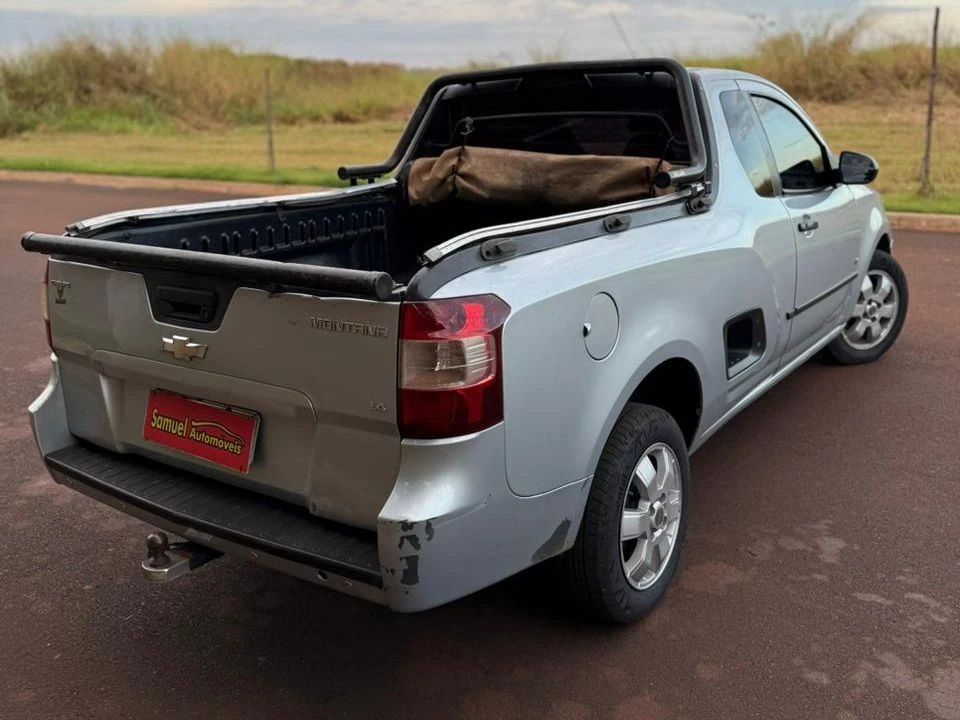 CHEVROLET MONTANA