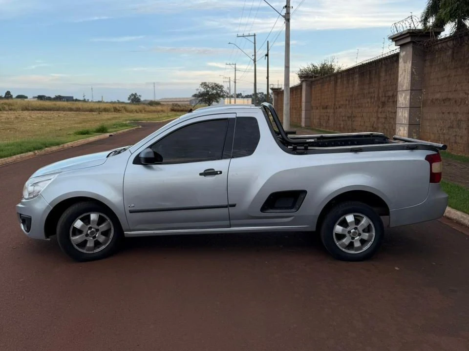 CHEVROLET MONTANA