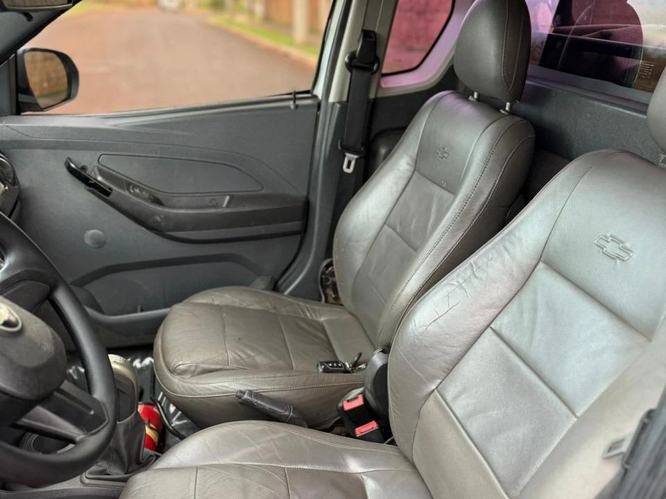 CHEVROLET MONTANA