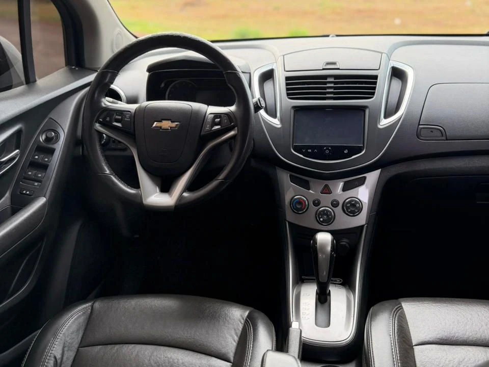 CHEVROLET TRACKER