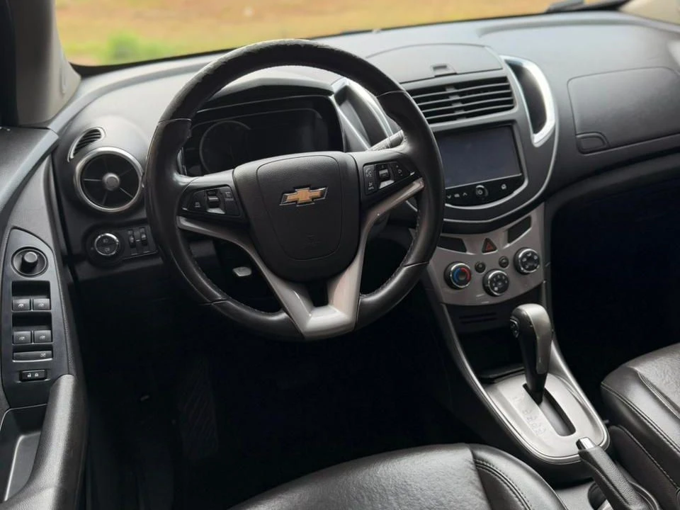 CHEVROLET TRACKER