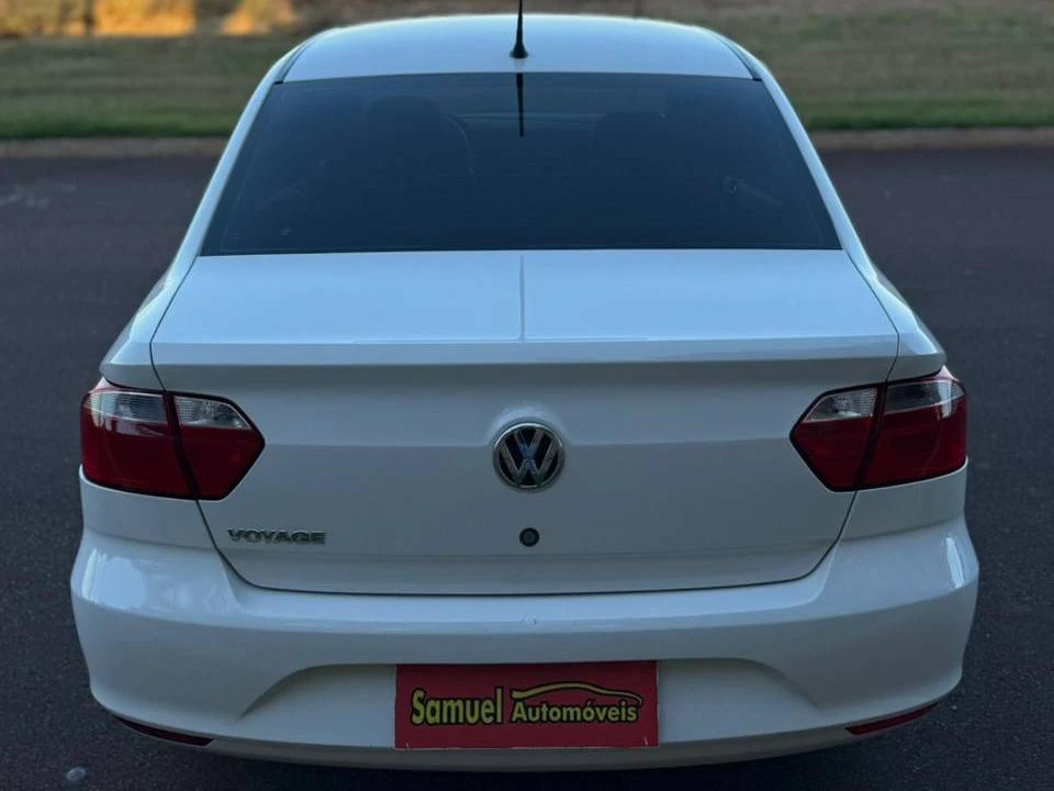 VOLKSWAGEN VOYAGE