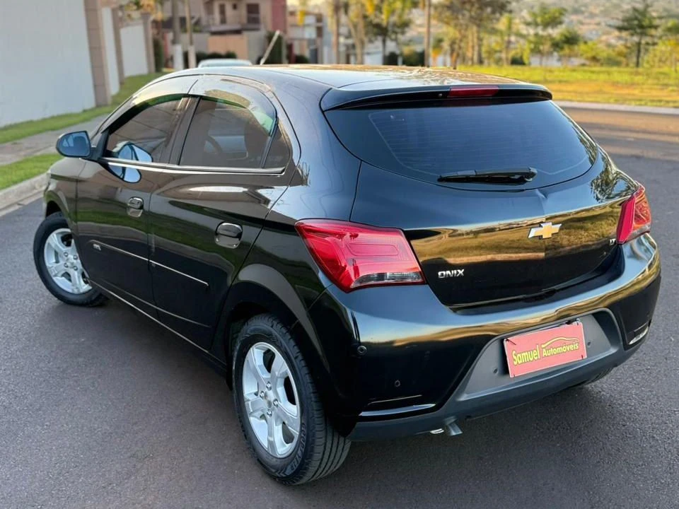 CHEVROLET ONIX