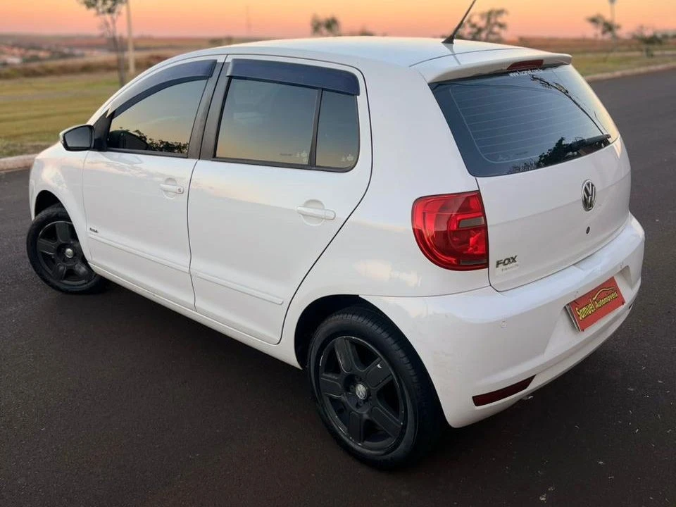 VOLKSWAGEN FOX