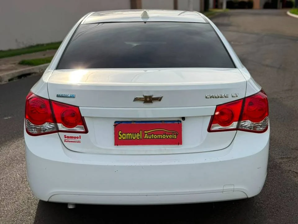 CHEVROLET CRUZE