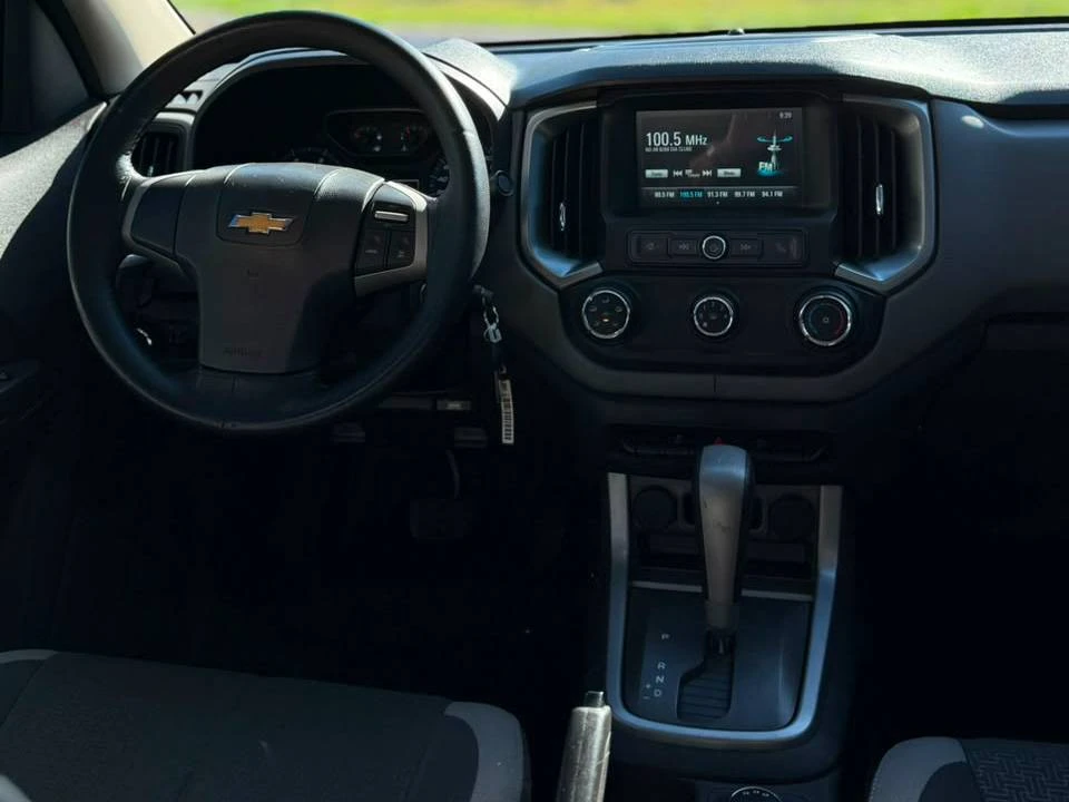 CHEVROLET S10