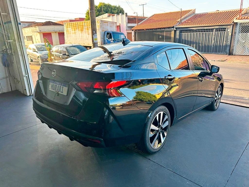 NISSAN VERSA