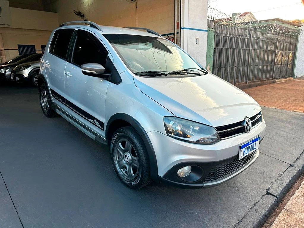 VOLKSWAGEN CROSSFOX