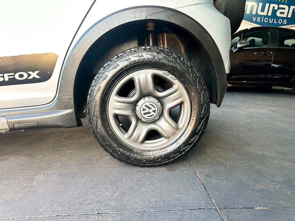 VOLKSWAGEN CROSSFOX